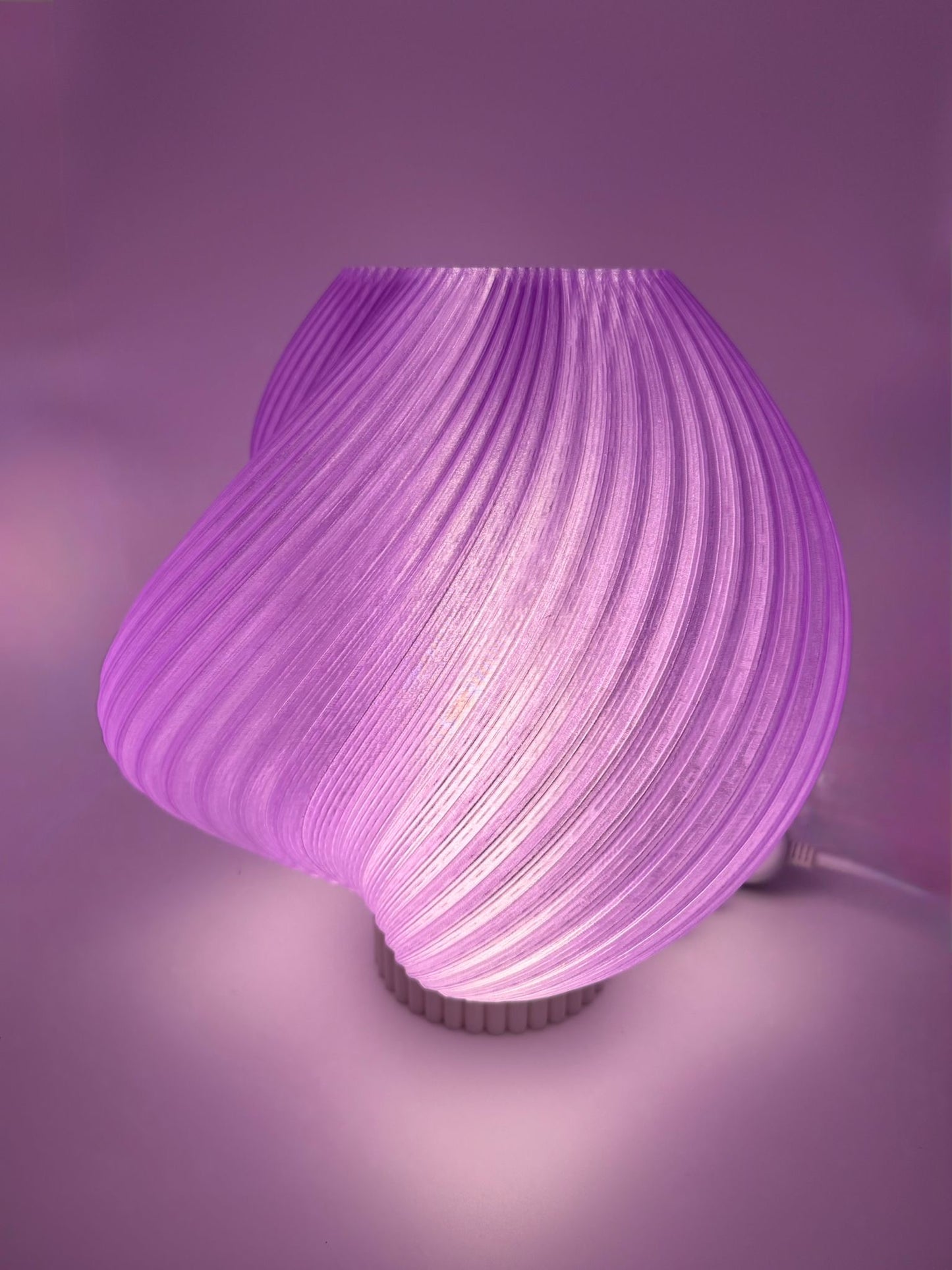 Fluffy Lamp Lilla